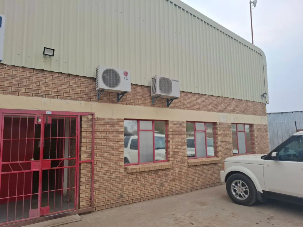 Commercial industrial property to rent in Mogoditshane, Botswana - 3BO1722047 Commercial industrial property to rent in Mogoditshane, Botswana - 3BO1722047