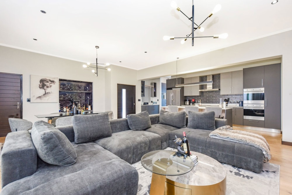 Cluster for sale in Bryanston - HP1718828 Cluster for sale in Bryanston - HP1718828