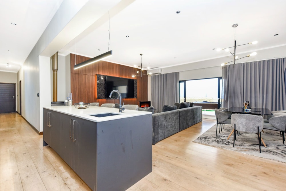 Cluster for sale in Bryanston - HP1718828 Cluster for sale in Bryanston - HP1718828