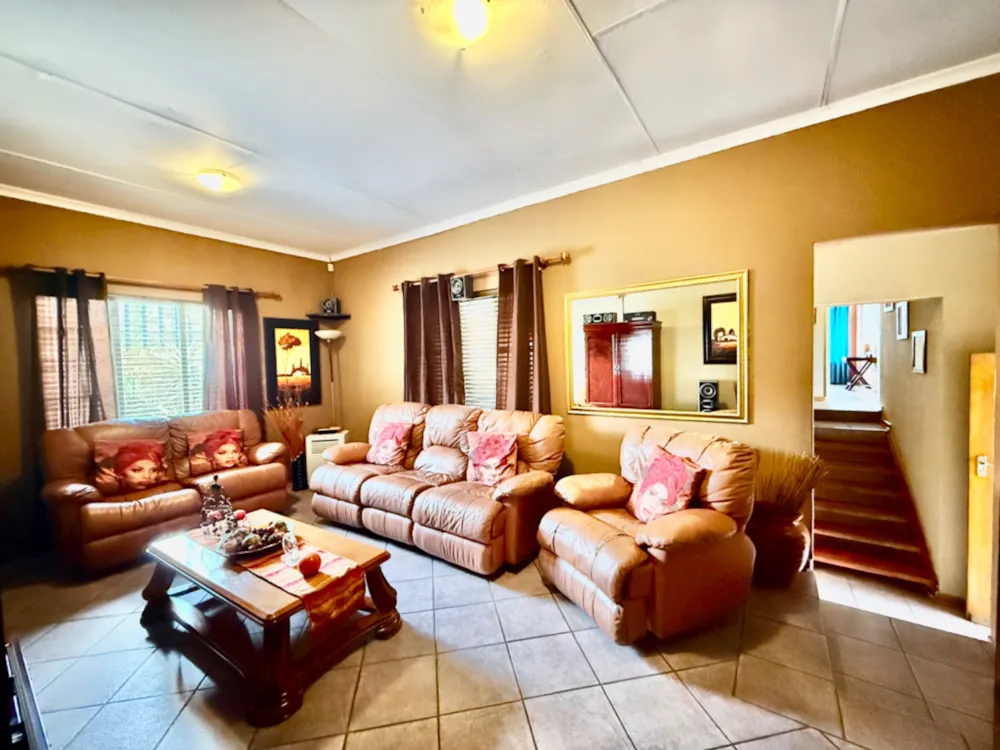 Townhouse sold in Safari Gardens - 1RU1718830 Townhouse sold in Safari Gardens - 1RU1718830