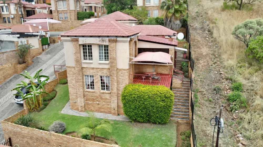 Townhouse sold in Safari Gardens - 1RU1718830 Townhouse sold in Safari Gardens - 1RU1718830