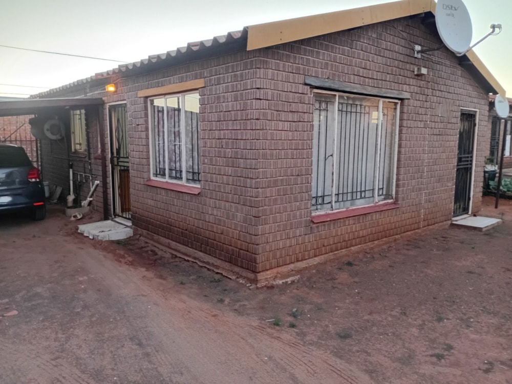 House for sale in Bloemanda - 1BX1718984