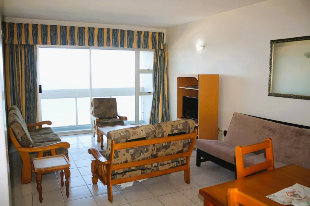 Apartment for sale in Amanzimtoti - 1WB1718881 Apartment for sale in Amanzimtoti - 1WB1718881