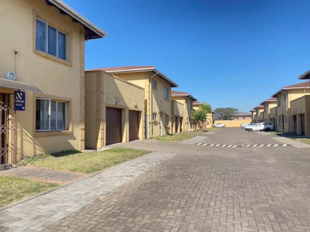 Apartment for sale in Veldenvlei - 1RY1745481 Apartment for sale in Veldenvlei - 1RY1745481
