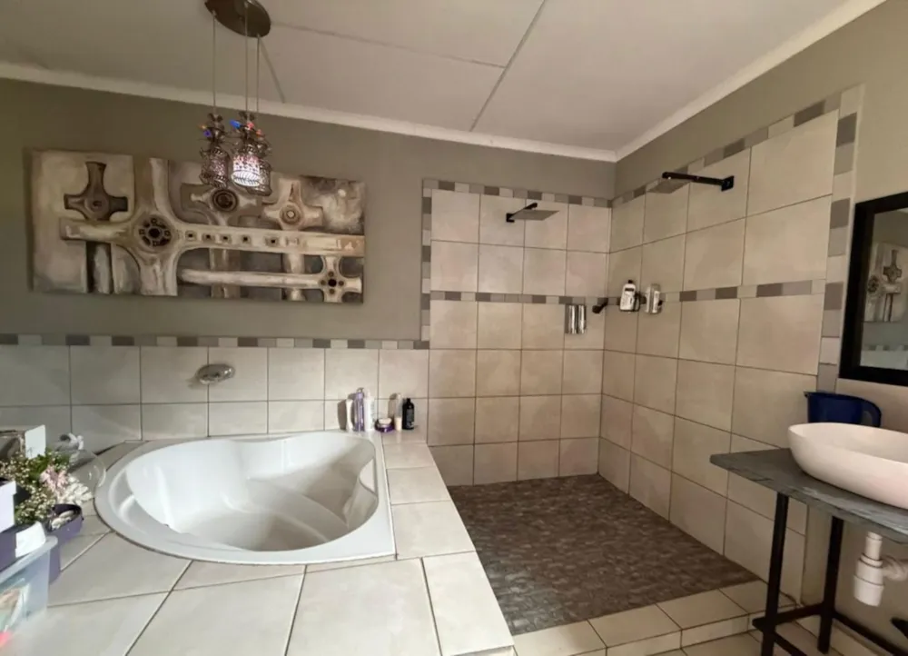 Double-storey house for sale in Tzaneen, Limpopo Province - 1TA1719032
