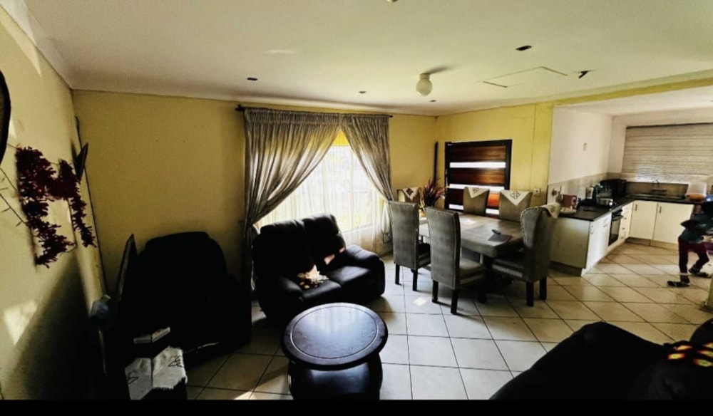 Townhouse to rent in Empangeni - 1RY1719049 Townhouse to rent in Empangeni - 1RY1719049