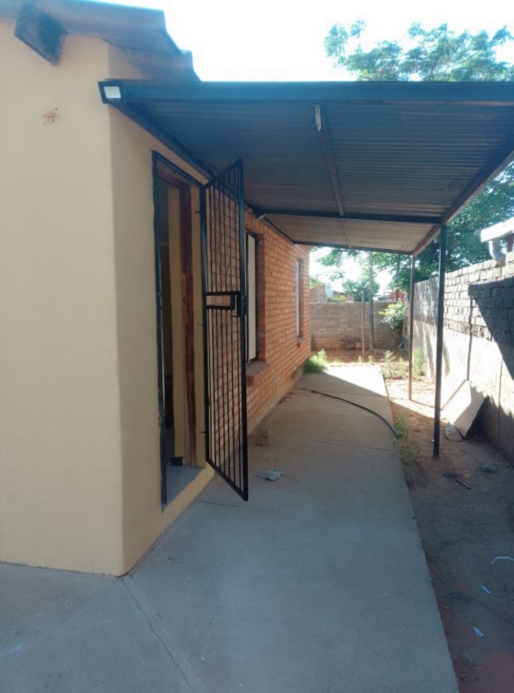 House for sale in Roodepan - 1KJ1719106 House for sale in Roodepan - 1KJ1719106