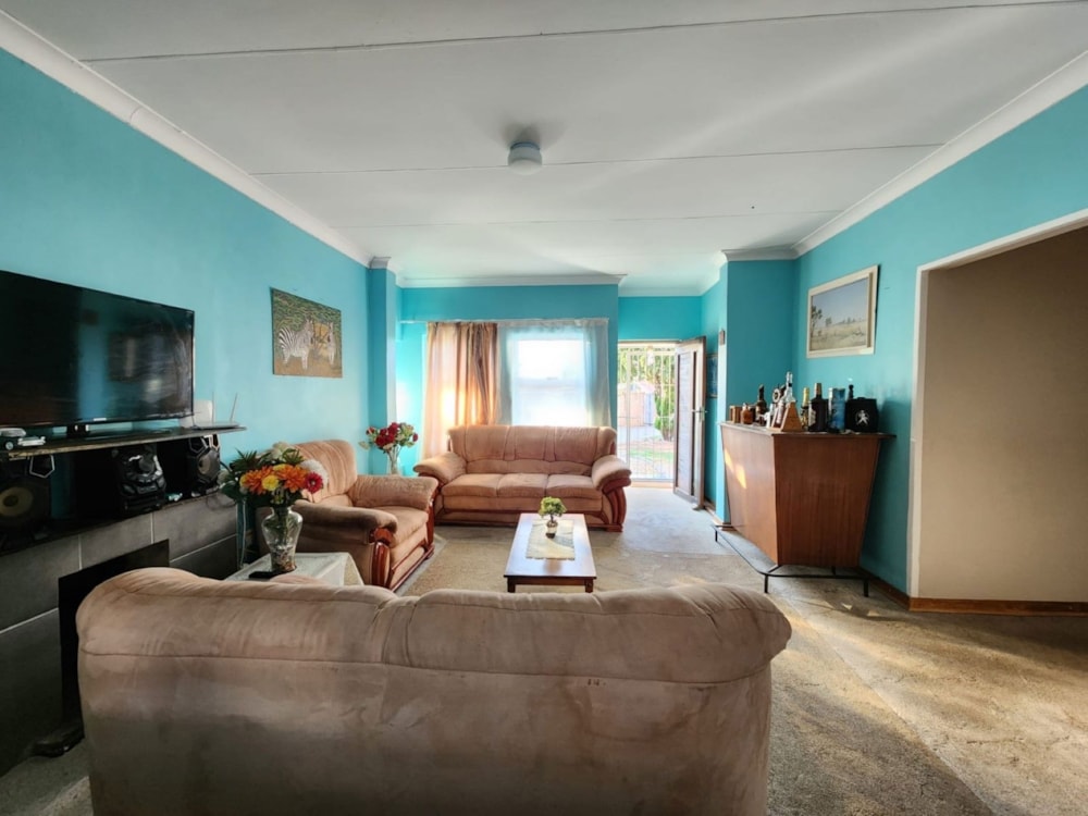 House for sale in Heuwelsig, Kimberley - 1KJ1719139