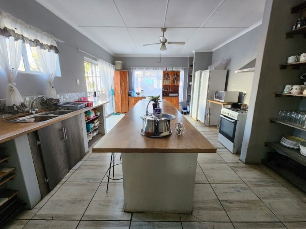 House for sale in Heuwelsig, Kimberley - 1KJ1719139