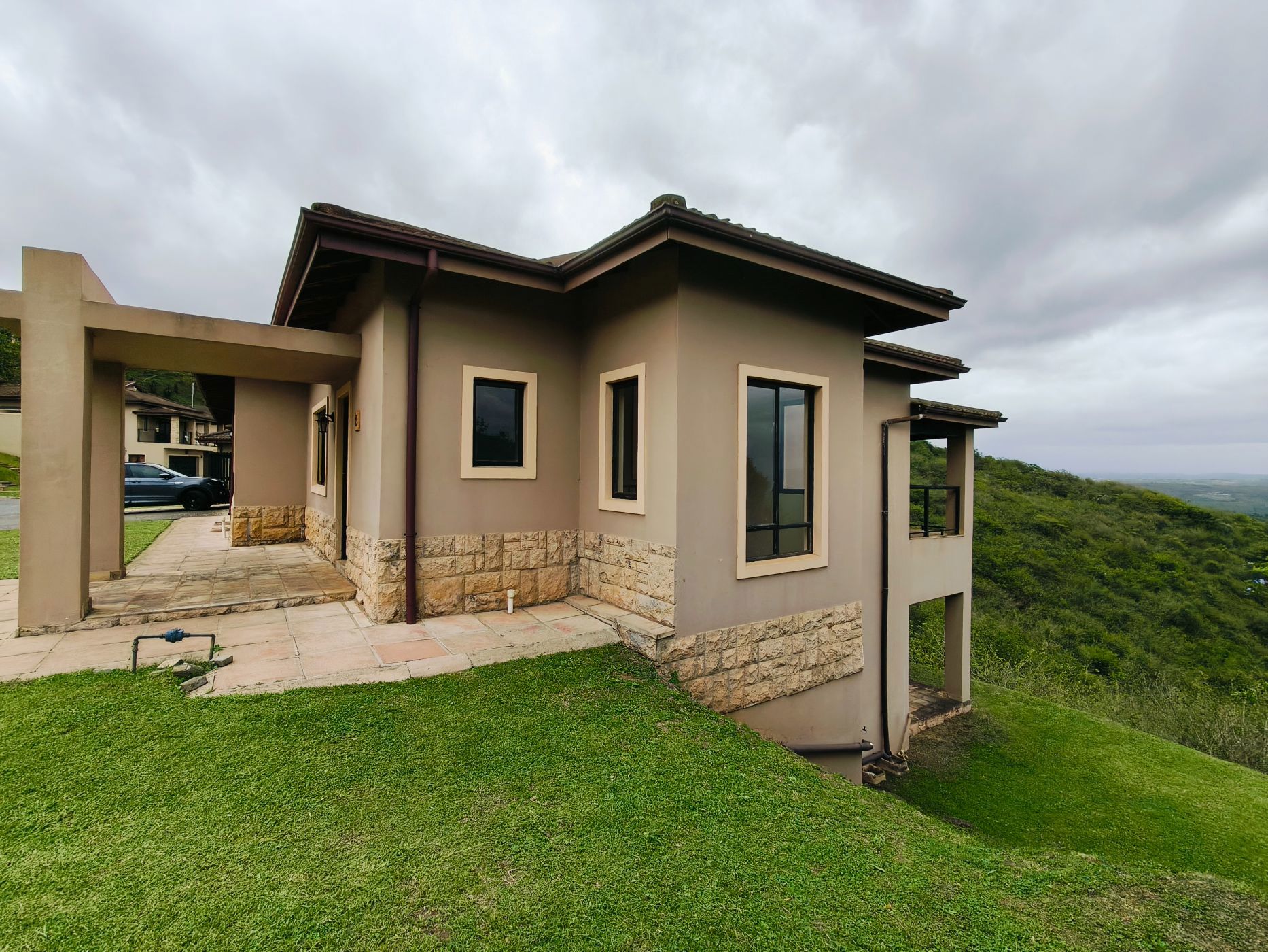 Townhouse for sale in Camperdown - 1PM1719383