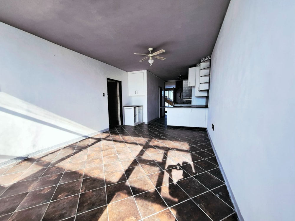 Apartment for sale in Townsend Estate - 1AH1719542 Apartment for sale in Townsend Estate - 1AH1719542