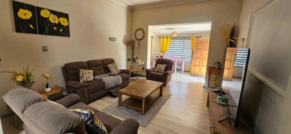 House for sale in Brakpan Central - 1BJ1719255