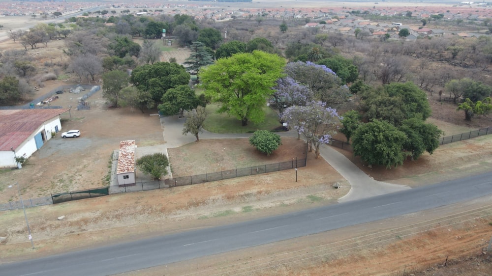 Commercial office for sale in Waterkloof, Rustenburg - 1RU1720401