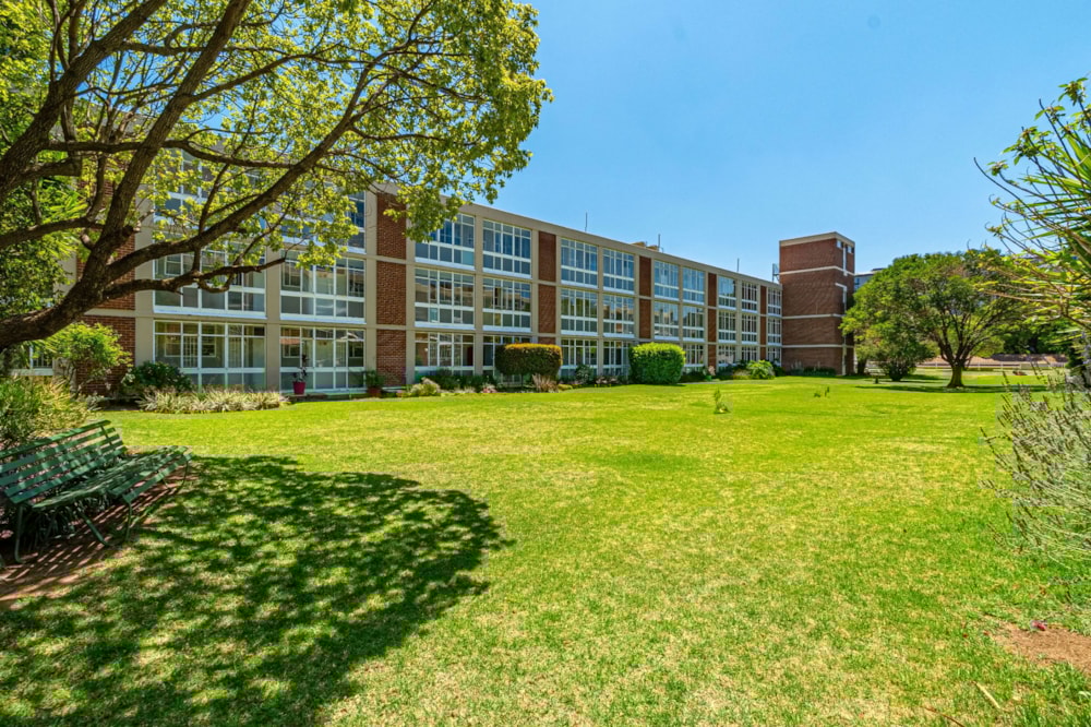 Garden apartment for sale in Sandown, Sandton - HP1719294 Garden apartment for sale in Sandown, Sandton - HP1719294