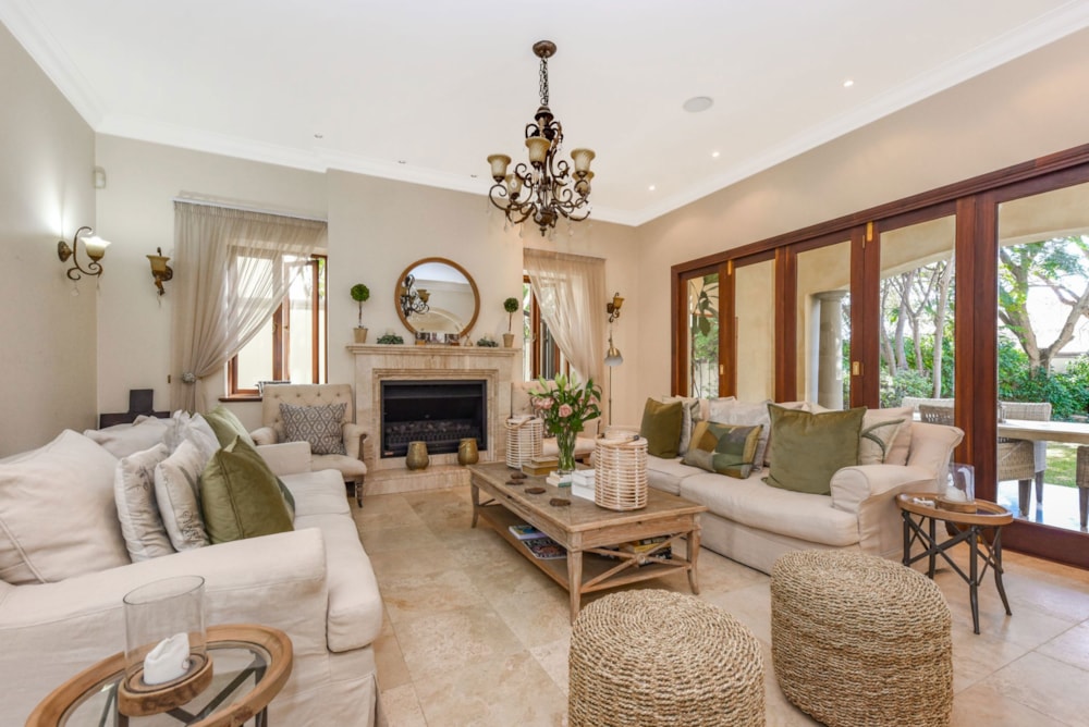 Double-storey cluster to rent in Bryanston - JBL1719374 Double-storey cluster to rent in Bryanston - JBL1719374