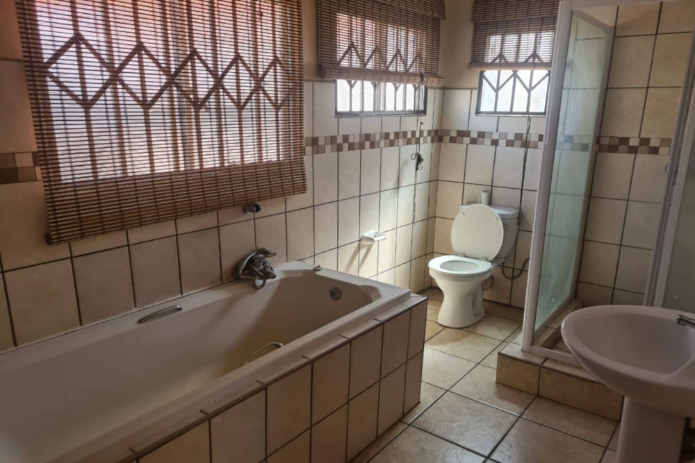 Apartment to rent in Kuruman - 1RN1719334