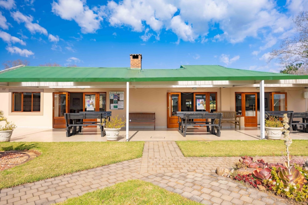 Apartment for sale in Waterfall, Upper Highway - 1KF1719337