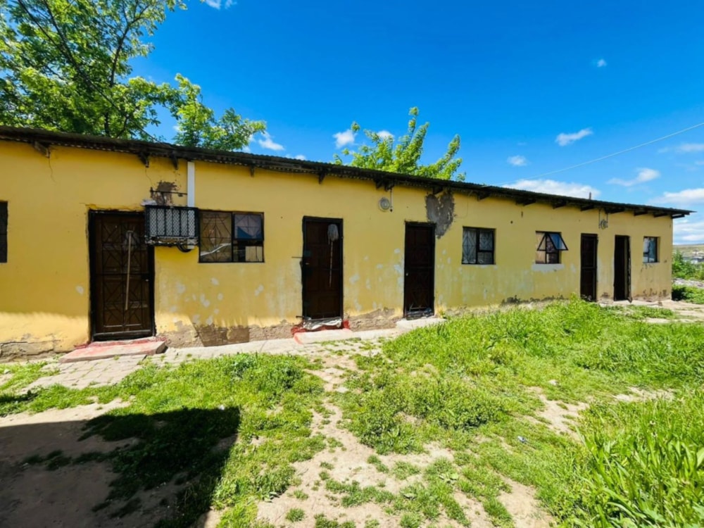 House for sale in Mthatha - 1MH1719344