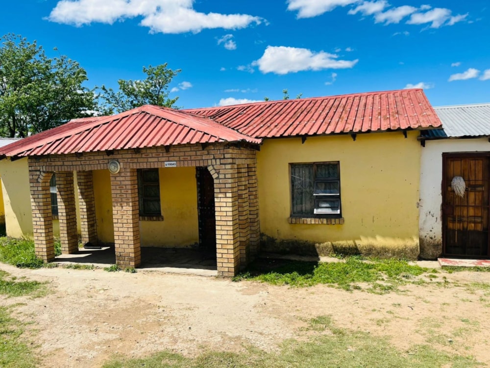 House for sale in Mthatha - 1MH1719344