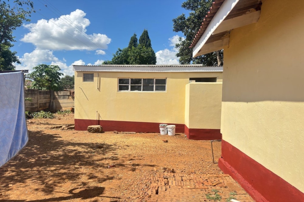 House for sale in Queens Park West, Zimbabwe - 3ZB1719351