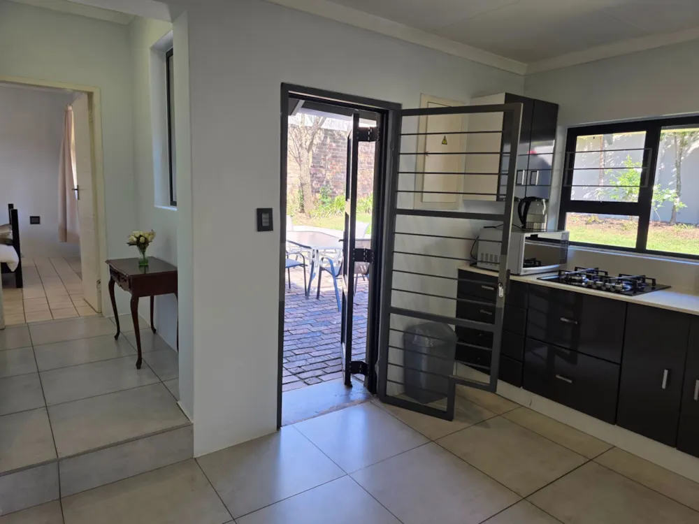 Cottage let in Craighall Park - JBL1719357 Cottage let in Craighall Park - JBL1719357