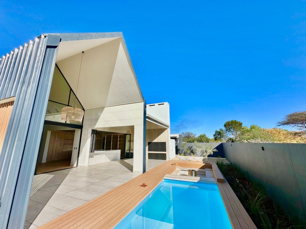 Single-storey house for sale in Klein Windhoek, Namibia - 3NM1719489