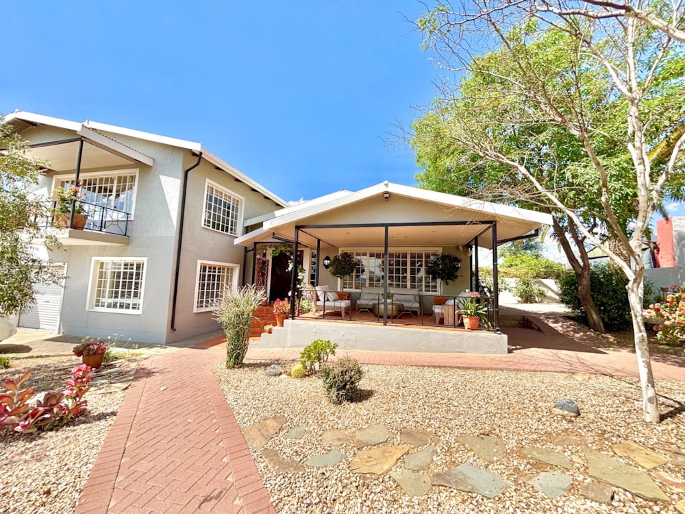 Double-storey house for sale in Olympia, Namibia - 3NM1719497