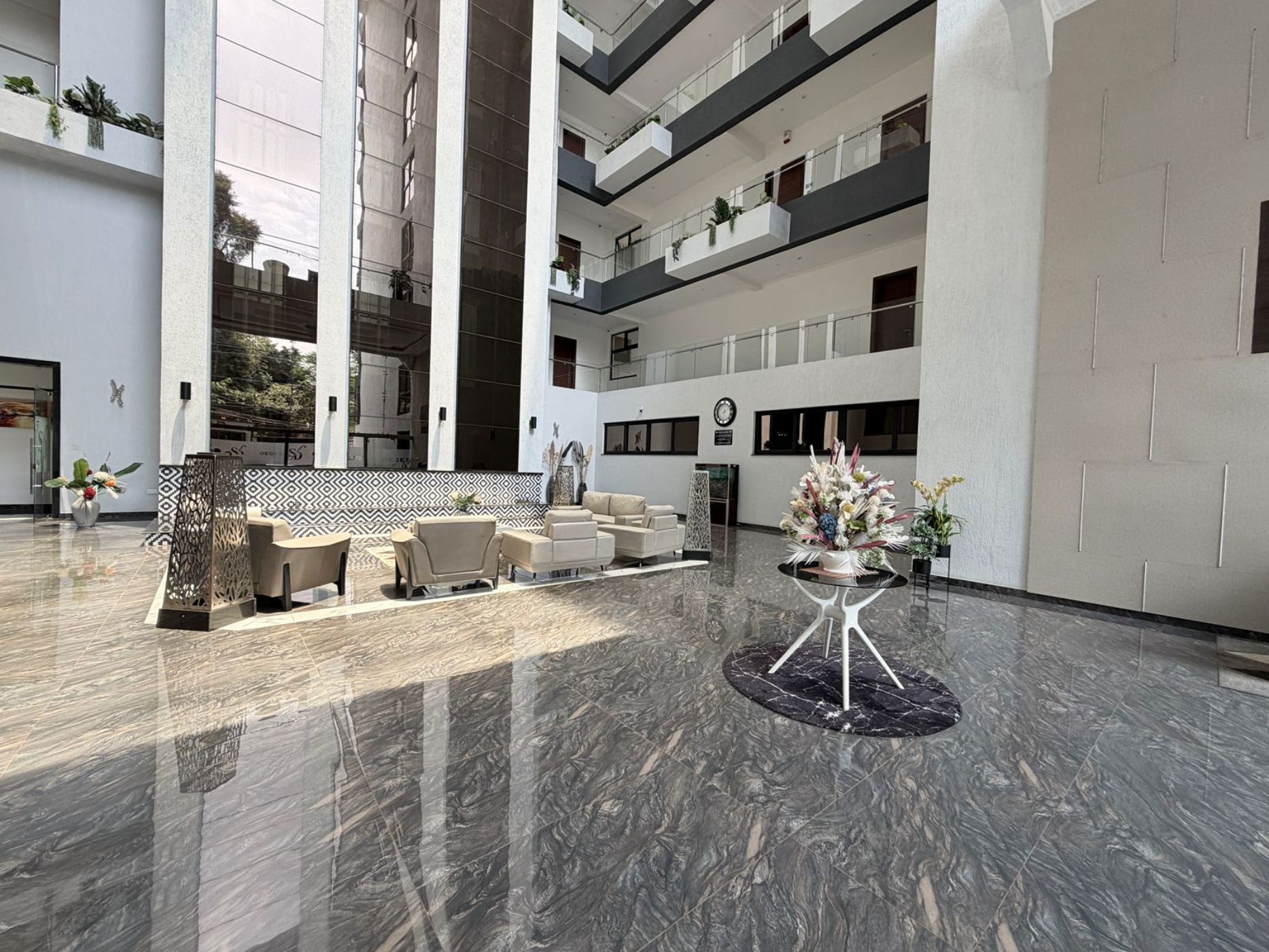 Multi-storey apartment to rent in Spring Valley, Kenya - 3KE1719500