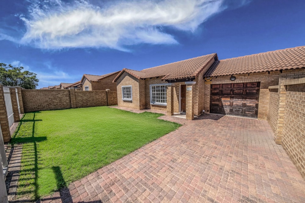 Townhouse for sale in Tasbet Park Ext 3 - 1WD1719506