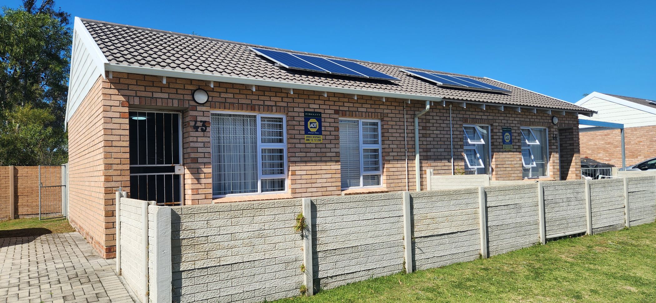 Townhouse to rent in Fairview, Port Elizabeth, Gqeberha - 1PLZ1719671