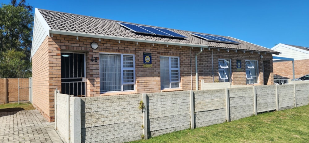 Townhouse to rent in Fairview, Port Elizabeth, Gqeberha - 1PLZ1719671 Townhouse to rent in Fairview, Port Elizabeth, Gqeberha - 1PLZ1719671