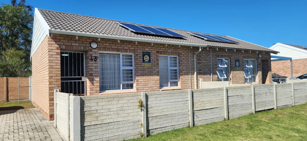Townhouse let in Fairview, Port Elizabeth, Gqeberha - 1PLZ1747175 Townhouse let in Fairview, Port Elizabeth, Gqeberha - 1PLZ1747175