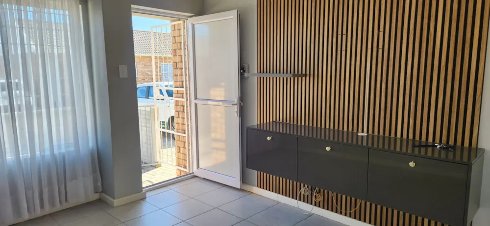 Townhouse let in Fairview, Port Elizabeth, Gqeberha - 1PLZ1747175 Townhouse let in Fairview, Port Elizabeth, Gqeberha - 1PLZ1747175