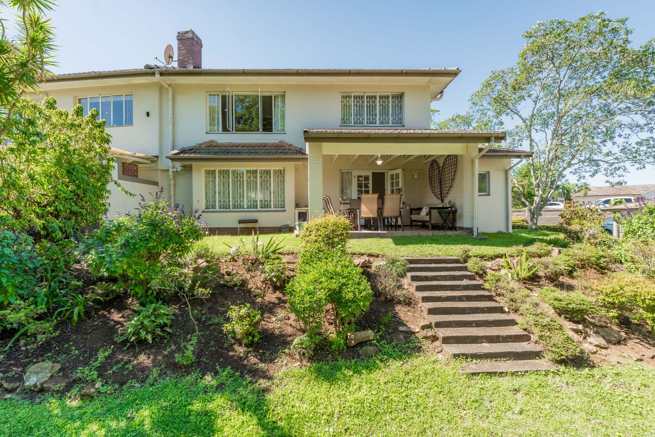 Double-storey apartment for sale in Kloof - 1KF1719699