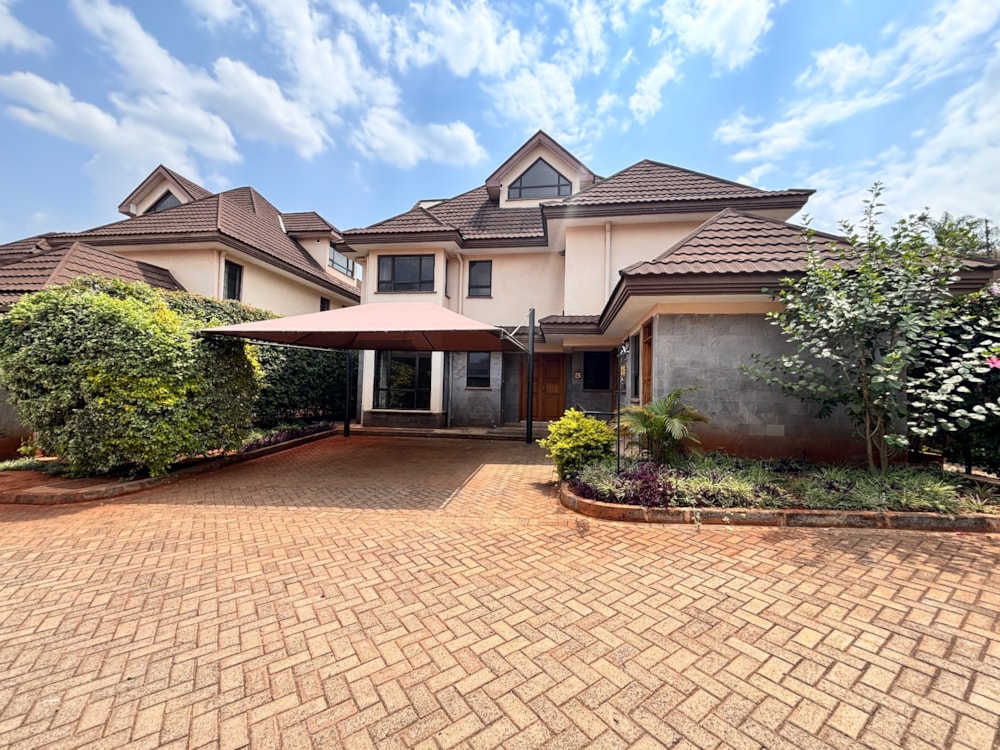 Townhouse to rent in Runda , Kenya - 3KE1719717 Townhouse to rent in Runda , Kenya - 3KE1719717