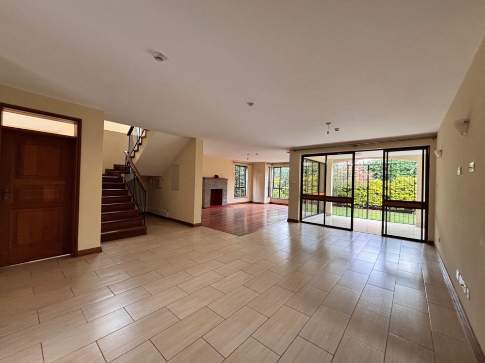 Townhouse to rent in Runda , Kenya - 3KE1719717 Townhouse to rent in Runda , Kenya - 3KE1719717