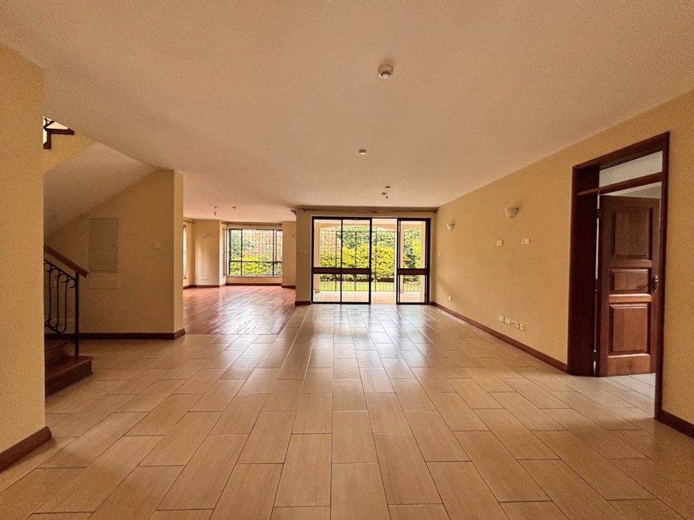 Townhouse to rent in Runda , Kenya - 3KE1719717 Townhouse to rent in Runda , Kenya - 3KE1719717