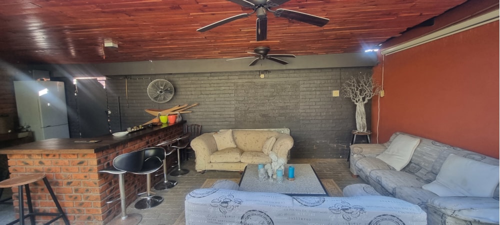 House for sale in Southridge, Kimberley - 1KJ1719822