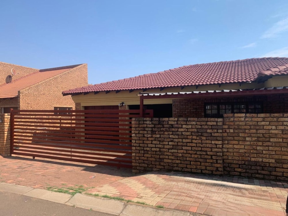 House to rent in Middelburg (Mpumalanga) - 1MD1719755 House to rent in Middelburg (Mpumalanga) - 1MD1719755