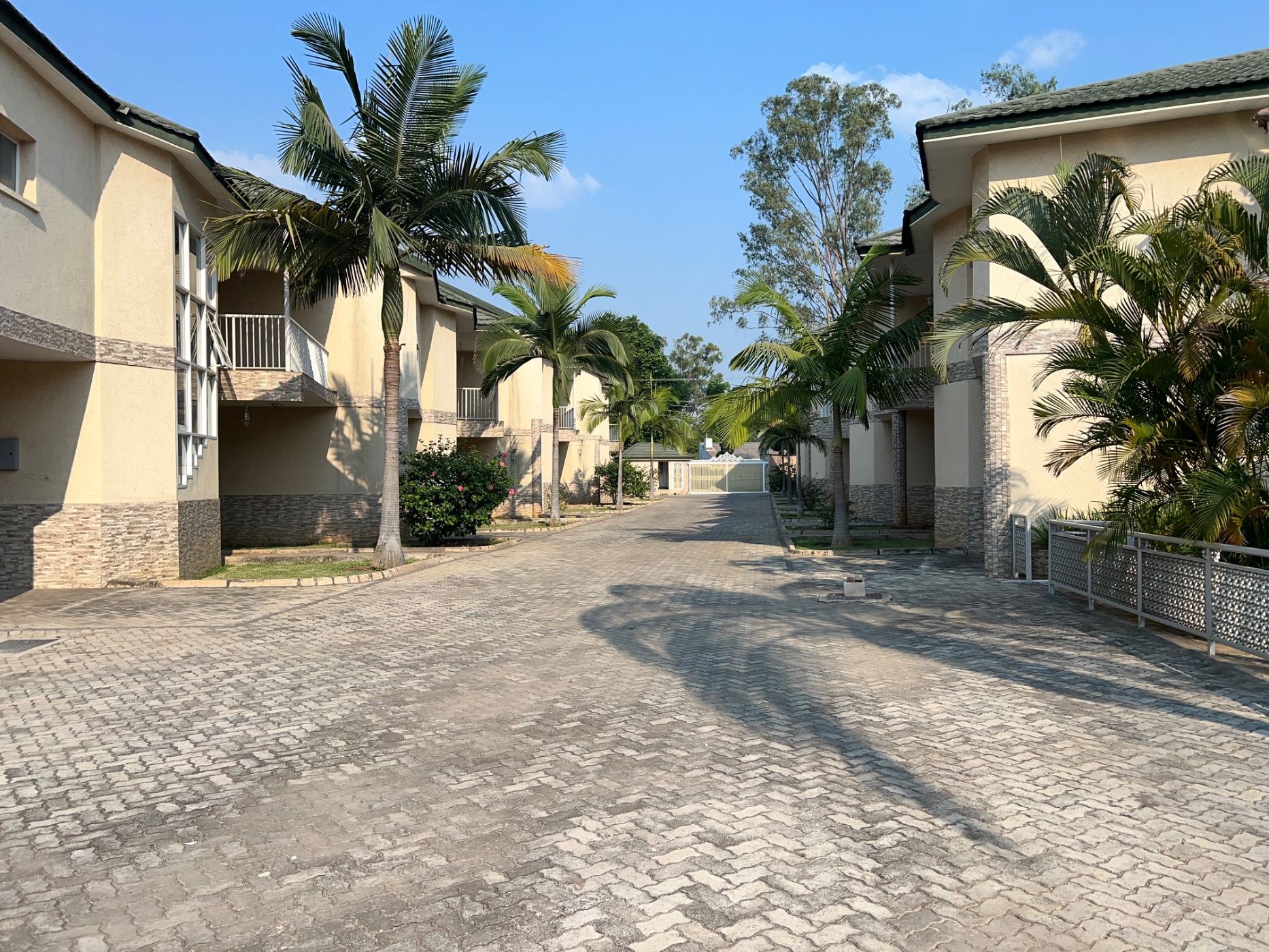 Commercial office to rent in Roma, Zambia - 3ZA1719801