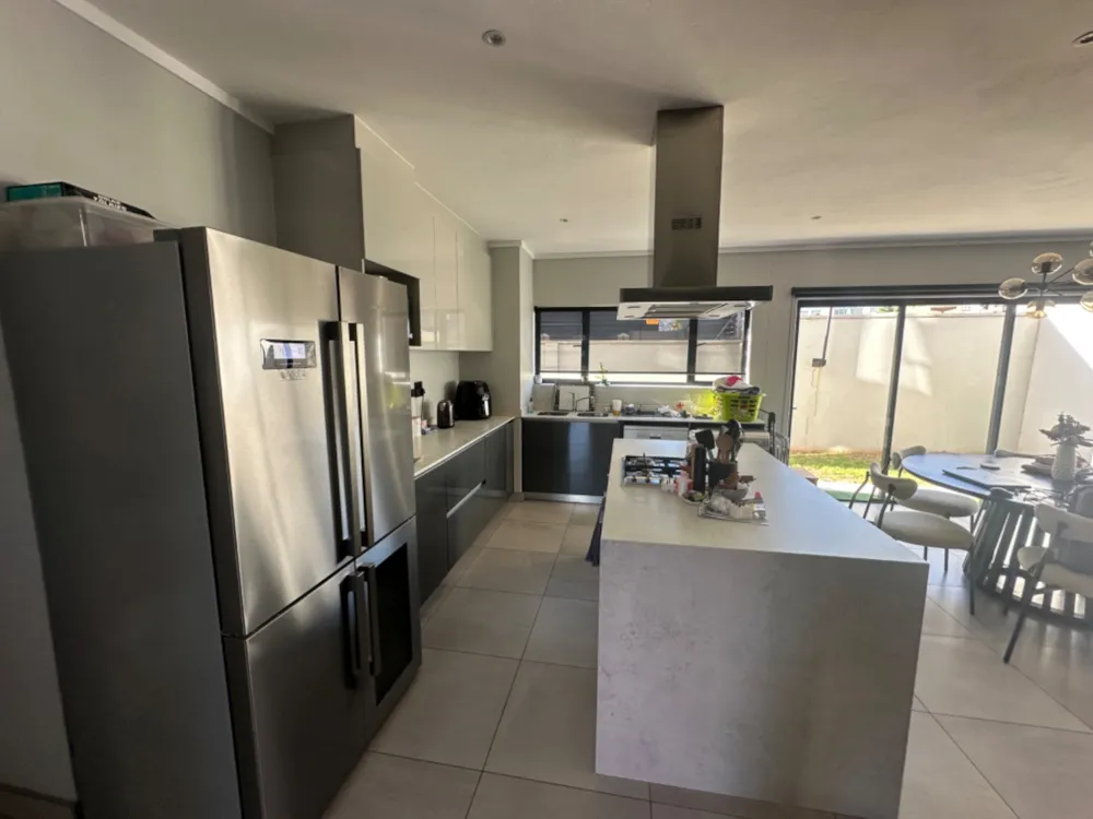 House for sale in Waterkloof, Pretoria East - PT1719816 House for sale in Waterkloof, Pretoria East - PT1719816