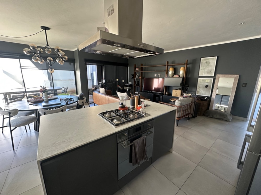 House for sale in Waterkloof, Pretoria East - PT1719816 House for sale in Waterkloof, Pretoria East - PT1719816