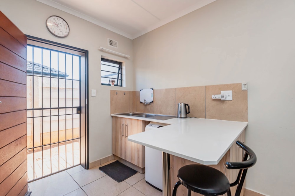 Double-storey house to rent in Albertsdal - 1GV1719874 Double-storey house to rent in Albertsdal - 1GV1719874