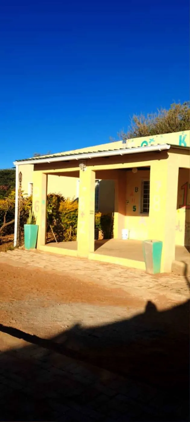 Commercial business for sale in Mankgodi, Botswana - 3BO1720110 Commercial business for sale in Mankgodi, Botswana - 3BO1720110