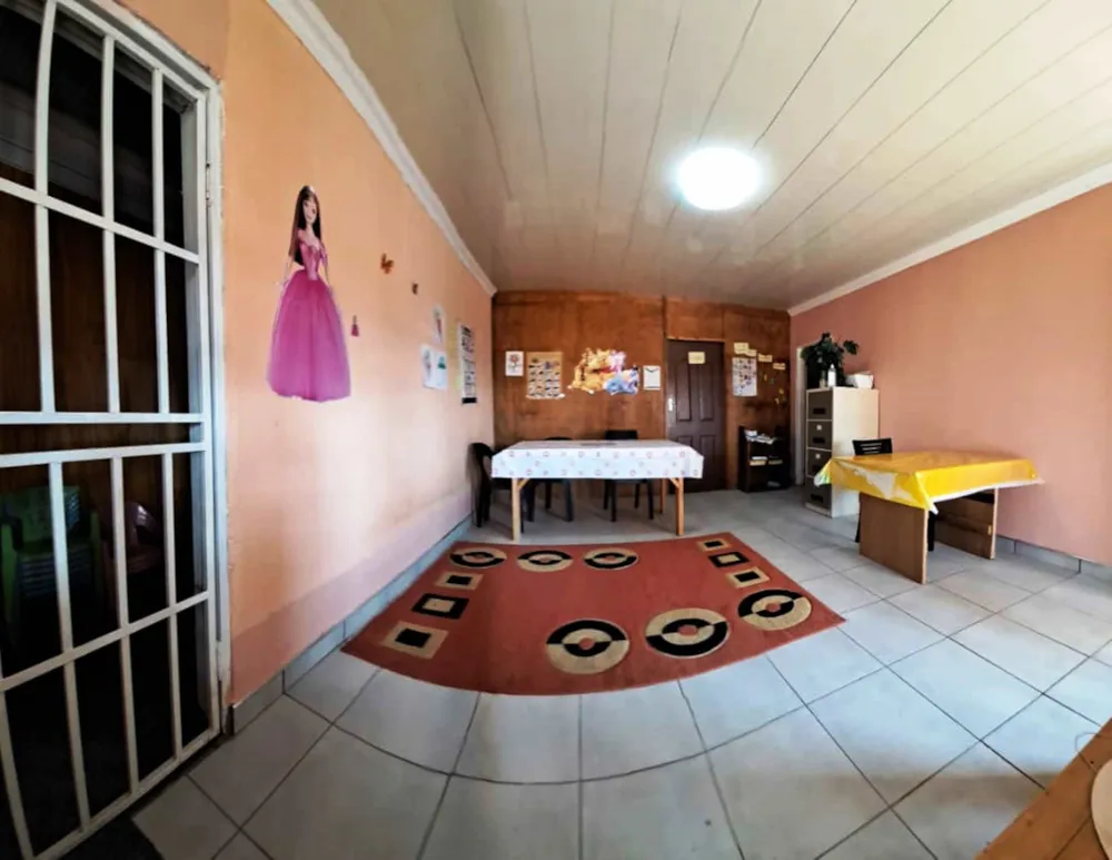 Commercial business for sale in Mankgodi, Botswana - 3BO1720110 Commercial business for sale in Mankgodi, Botswana - 3BO1720110
