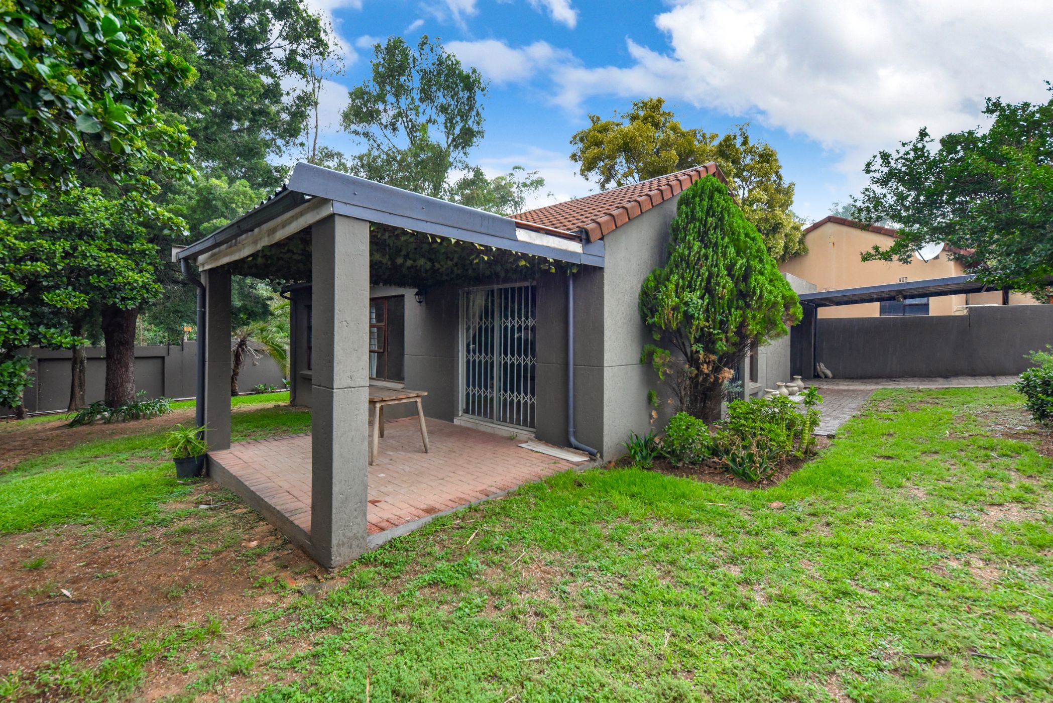 Cluster for sale in North Riding - FW1719854