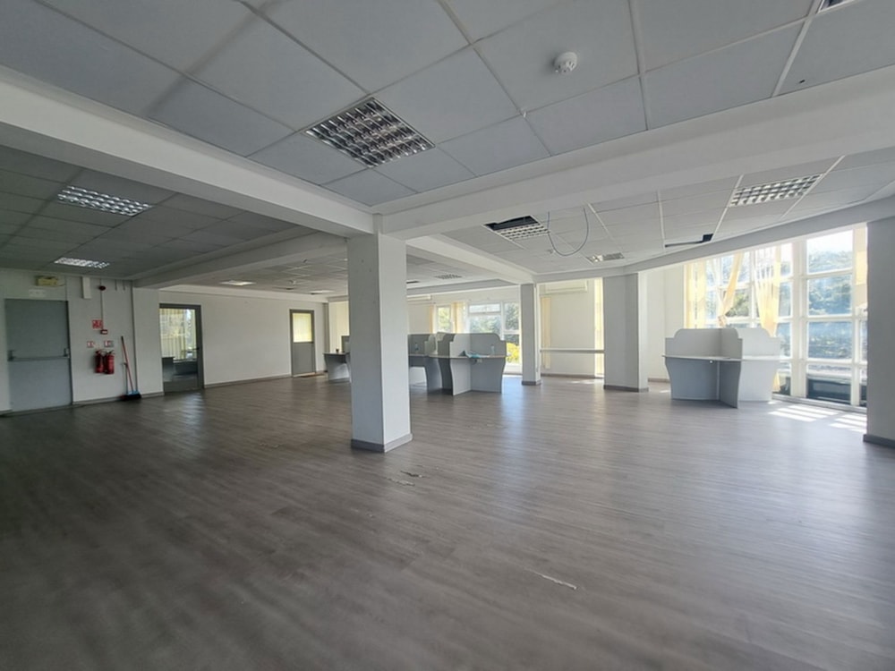 Commercial office to rent in Quatre Bornes, Mauritius - MUR1719899