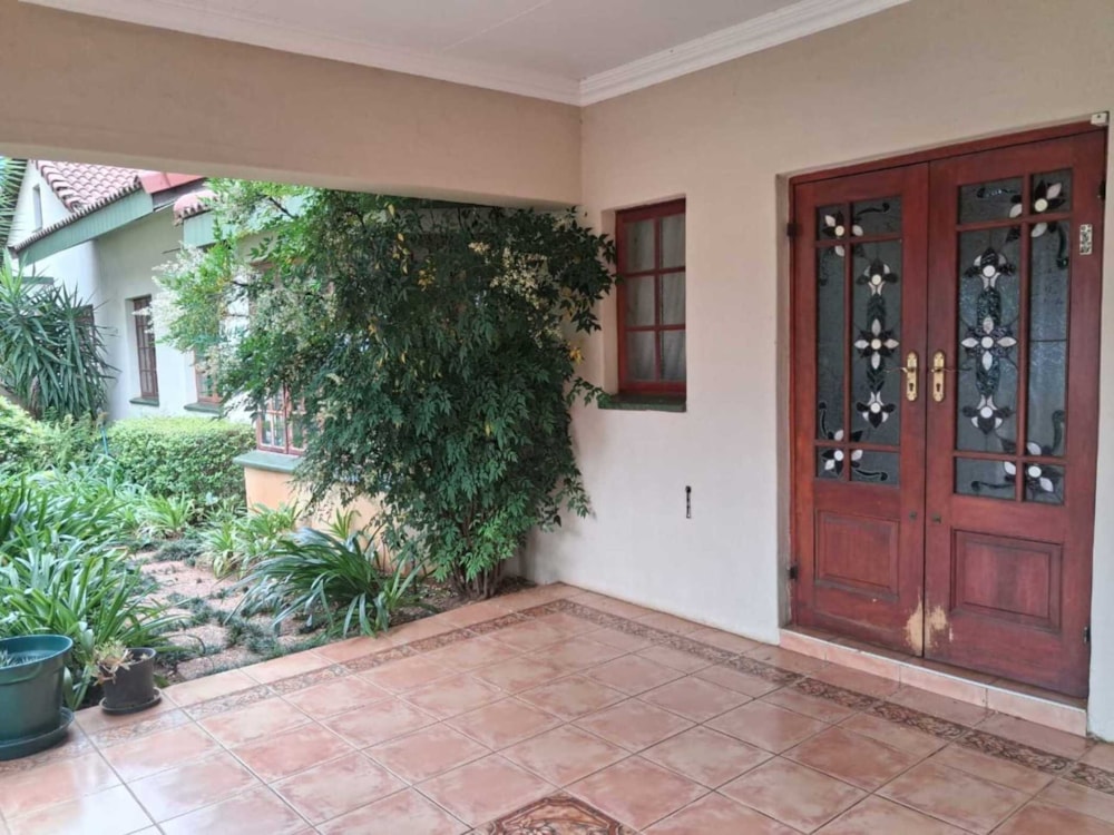 House for sale in Brooklyn, Pretoria East - PT1719921 House for sale in Brooklyn, Pretoria East - PT1719921