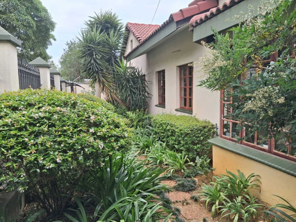 House for sale in Brooklyn, Pretoria East - PT1719921 House for sale in Brooklyn, Pretoria East - PT1719921