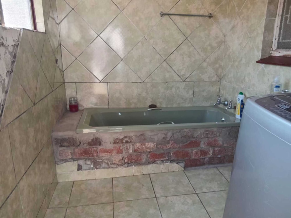 House for sale in Mhluzi - 1MD1719970